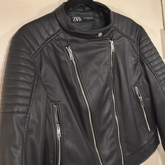 ZARA Black MOTO style pleather ZIP jacket- like new in Sz. XXL - Picture 3 of 16